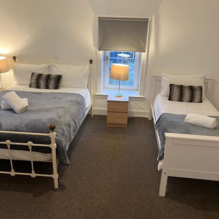 4 Bed Bungalow Near Airport Edinburgh Dış mekan fotoğraf