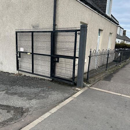 4 Bed Bungalow Near Airport Edinburgh Dış mekan fotoğraf