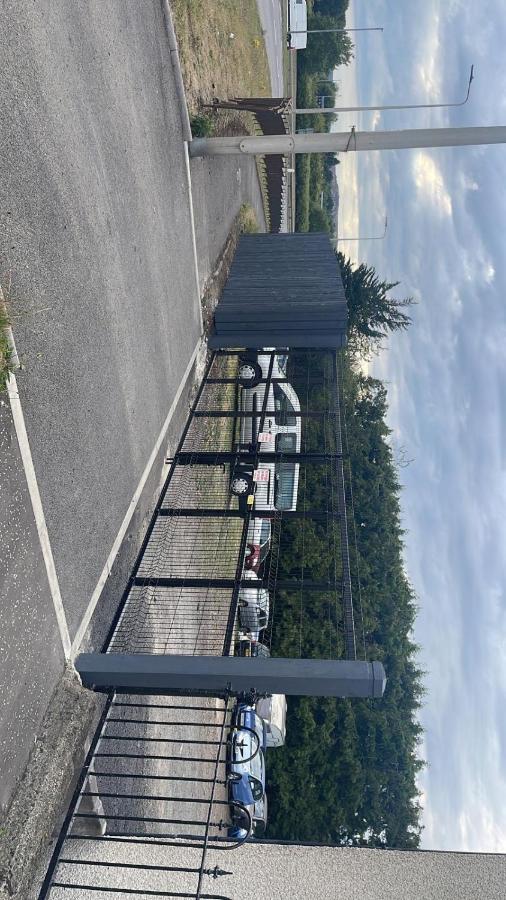 4 Bed Bungalow Near Airport Edinburgh Dış mekan fotoğraf