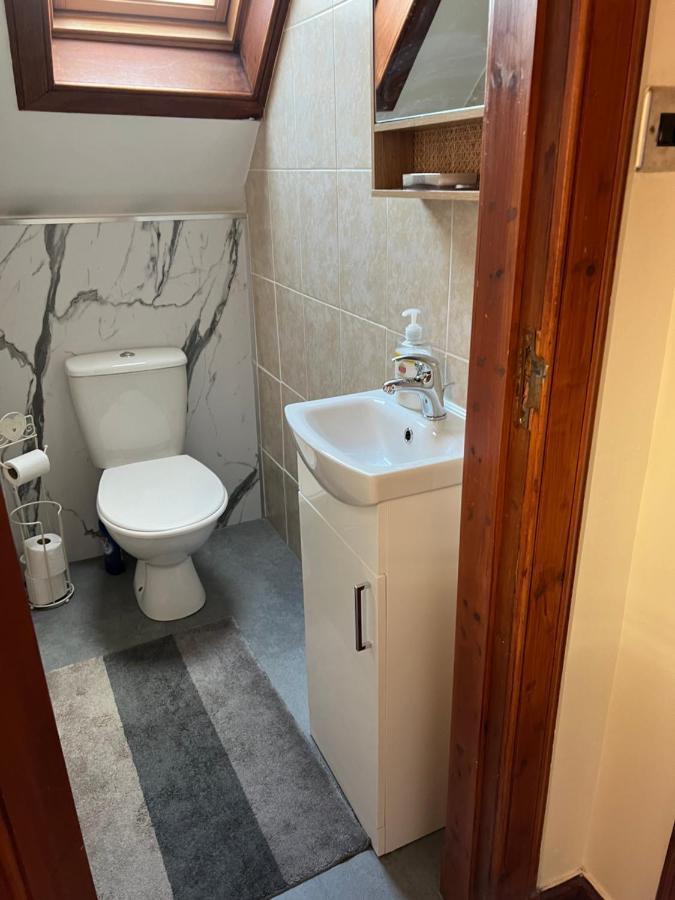 4 Bed Bungalow Near Airport Edinburgh Dış mekan fotoğraf